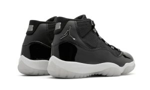 Air Jordan 11 Retro Jubilee (W) - Image 3