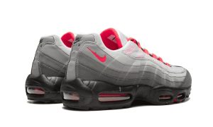 Air Max 95 OG Solar Red – Image 3