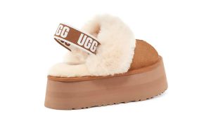 UGG Funkette Slipper 'Chestnut' (W) - immagine 3