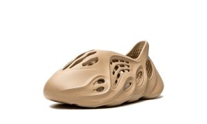 adidas Yeezy Foam RNNR Mist - Image 4