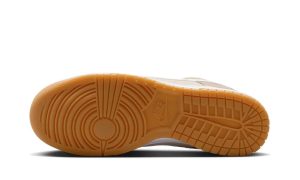 Nike Dunk Low SE Light Orewood Gum – Bild 4