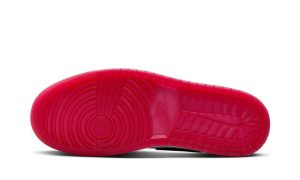 Jordan 1 Low SE Black Toe (2025) - Image 4