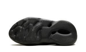 Yeezy Foam RNR 'Carbon' - Image 4