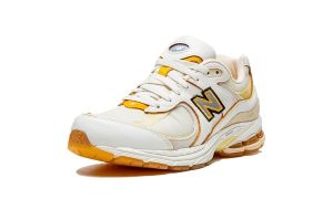 New Balance 2002R Conversations Amongst Us – Bild 4