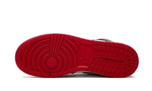 Jordan 1 Retro High Bloodline (GS) - Image 5