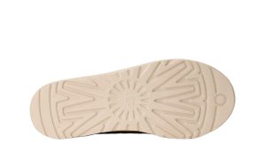 UGG Tasman Slipper Palace x Looney Tunes Chestnut – Image 5