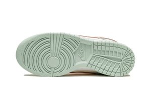 Nike Dunk Low Barely Green (W) – Bild 5