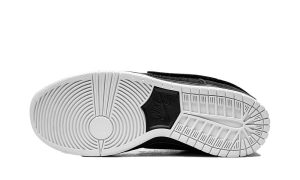 Nike SB Dunk Low Gnarhunters – Image 5