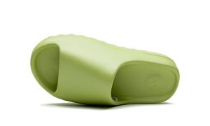 adidas Yeezy Slide Resin - Image 5