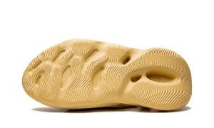Yeezy Foam RNR Desert Sand - Image 5