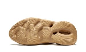 Yeezy Foam RNNR Ochre - Image 5