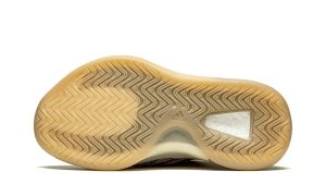 Yeezy QNTM 'Flash Orange' - Image 5