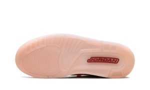 Jordan 3 Retro 'Valentine's Day' (2025) (W) – Bild 5